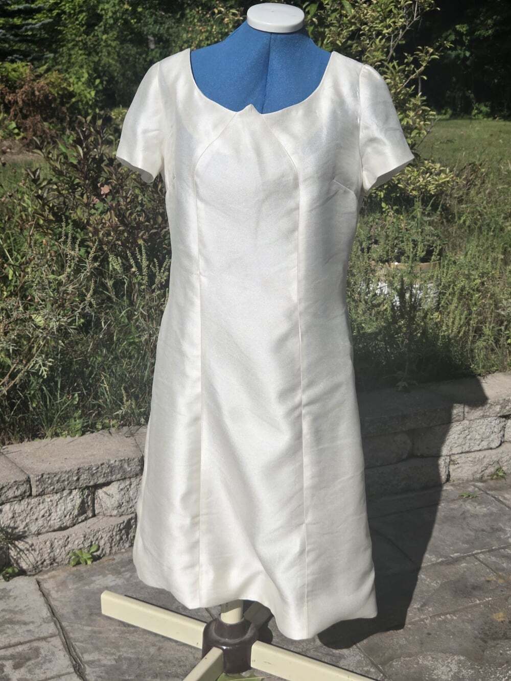 Vtg Pauline Feinstein Ivory Sheath Dress Sz M Estimate ILGWU Metal Zip Retro MCM